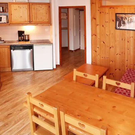 Apartment 2 Pieces 1800 Avec Piscine, Sauna, Animaux Admis - Fr-1-322-663